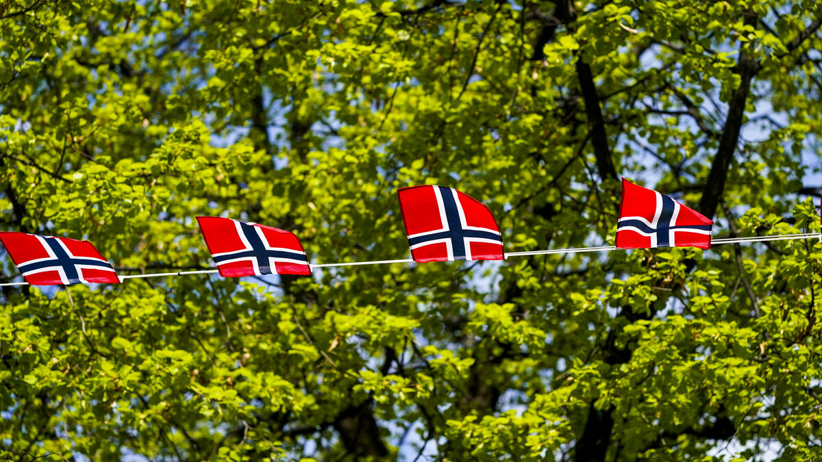 Norway leaves key interest rate unchanged, signals hike at upcoming meeting