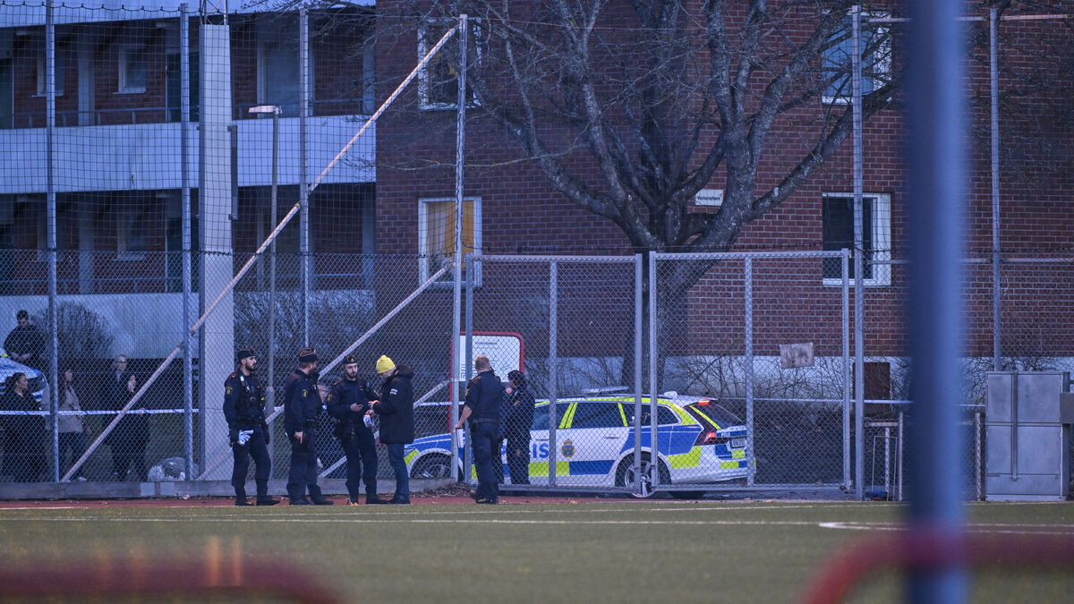Two more people arrested after