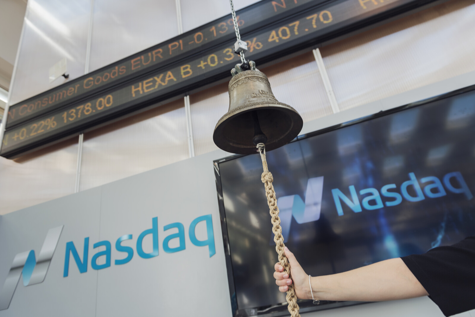Stock market up – over 7 percent in January