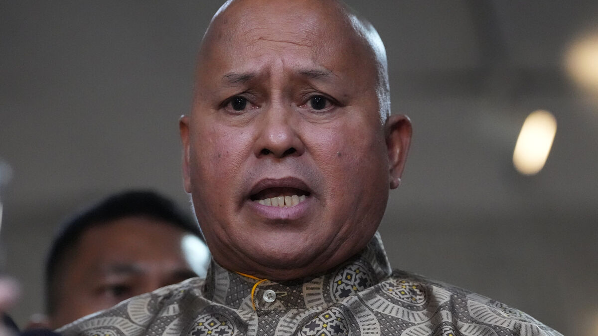Philippines orders police to arrest ICC-wanted lawmaker Ronald dela Rosa