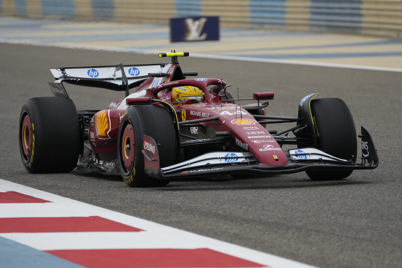Hamilton pleased with new car: "Starting to get a feel for it"