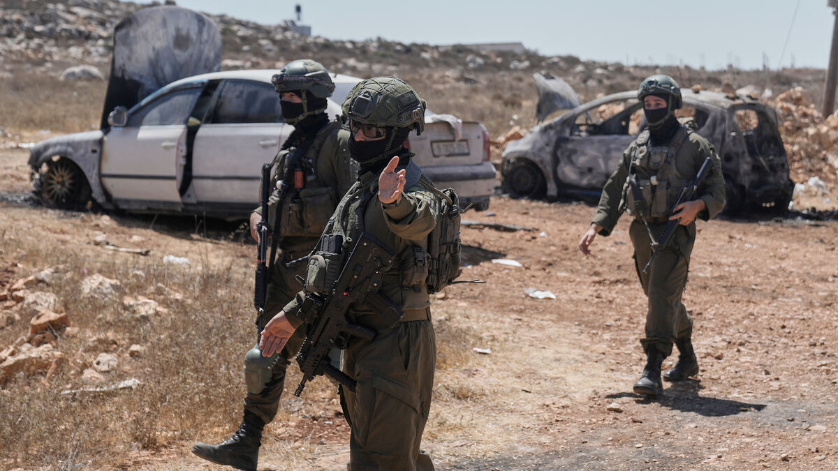 Two teenagers killed as Israeli soldiers enter West Bank village, authorities say