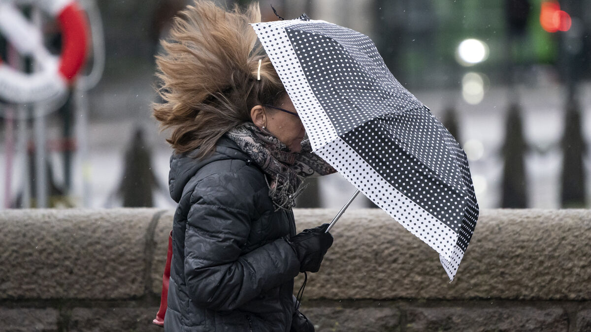 SMHI warns of storm-force gusts