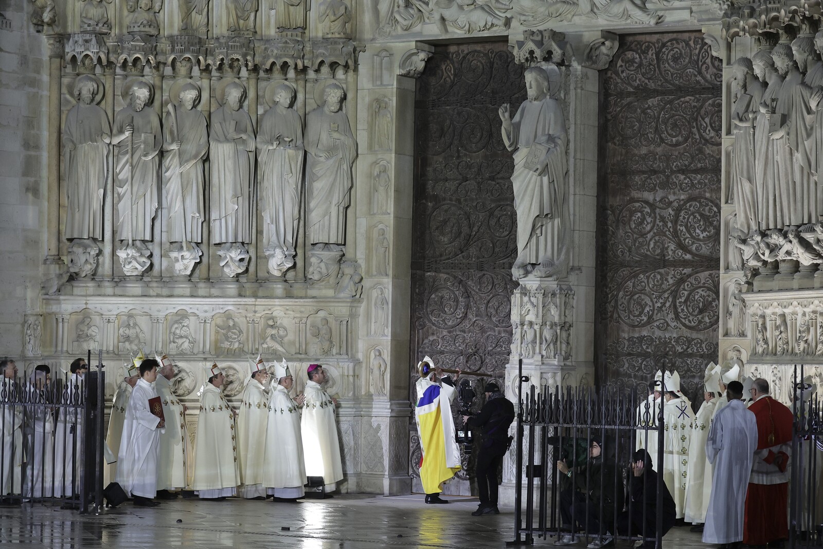 Notre Dame reopened - "Achieved