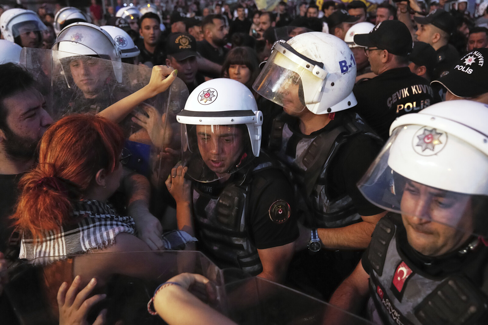 Three Opposition Mayors Arrested in