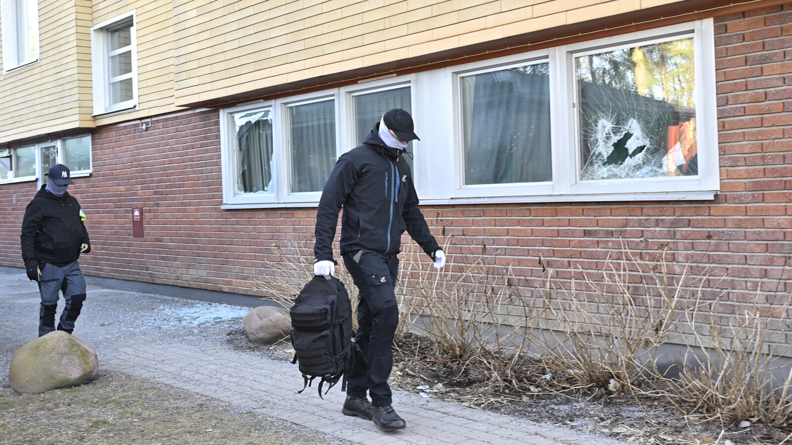 Three acquitted of preparing for