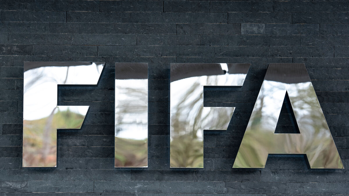 FIFA U-turn allows factory-sealed, soft water bottles at World Cup