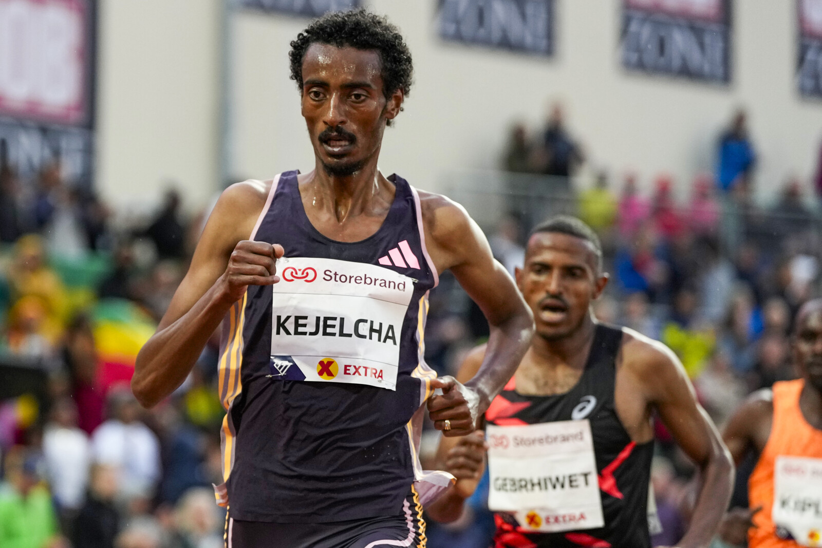 New world record in the half-marathon – by one second