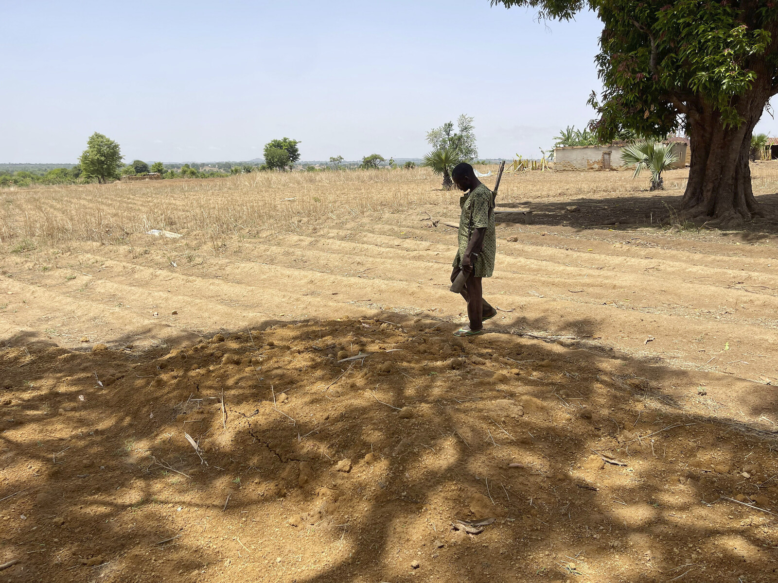 Nigerian Bandits Kill 33 Hostages
