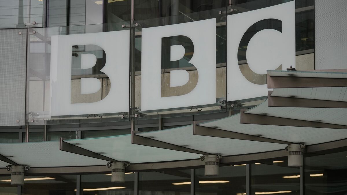 BBC apologizes for edited Trump
