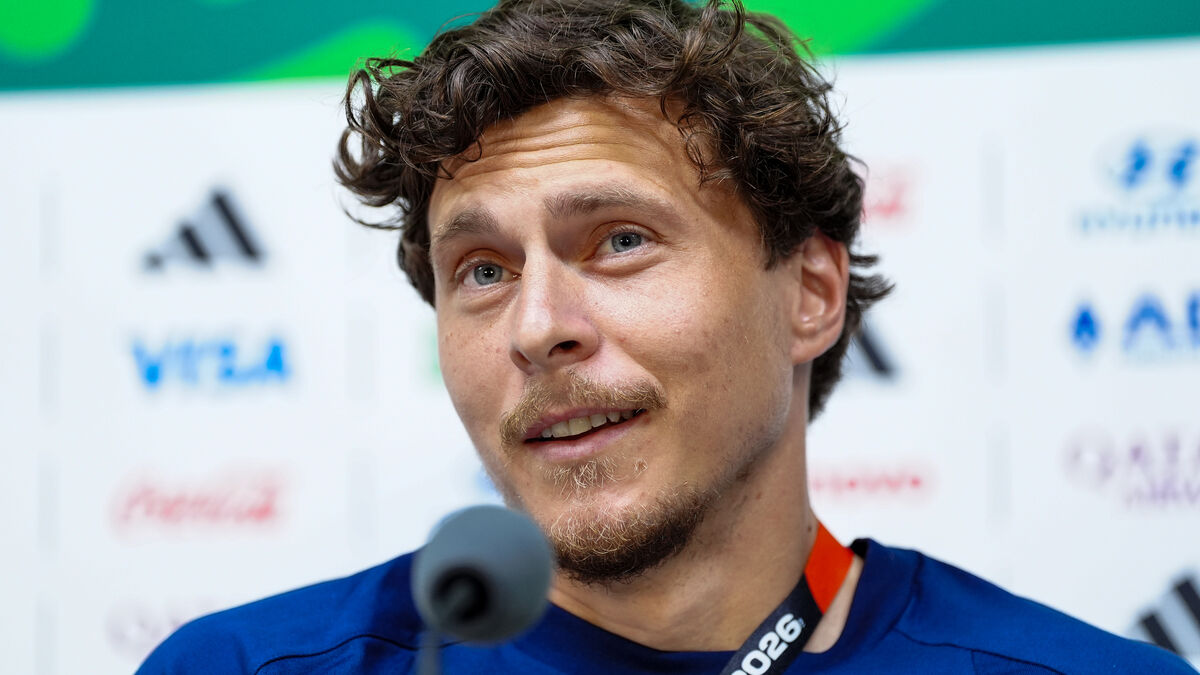 We have to go back to Zlatan and Henke, says Victor Nilsson Lindelöf