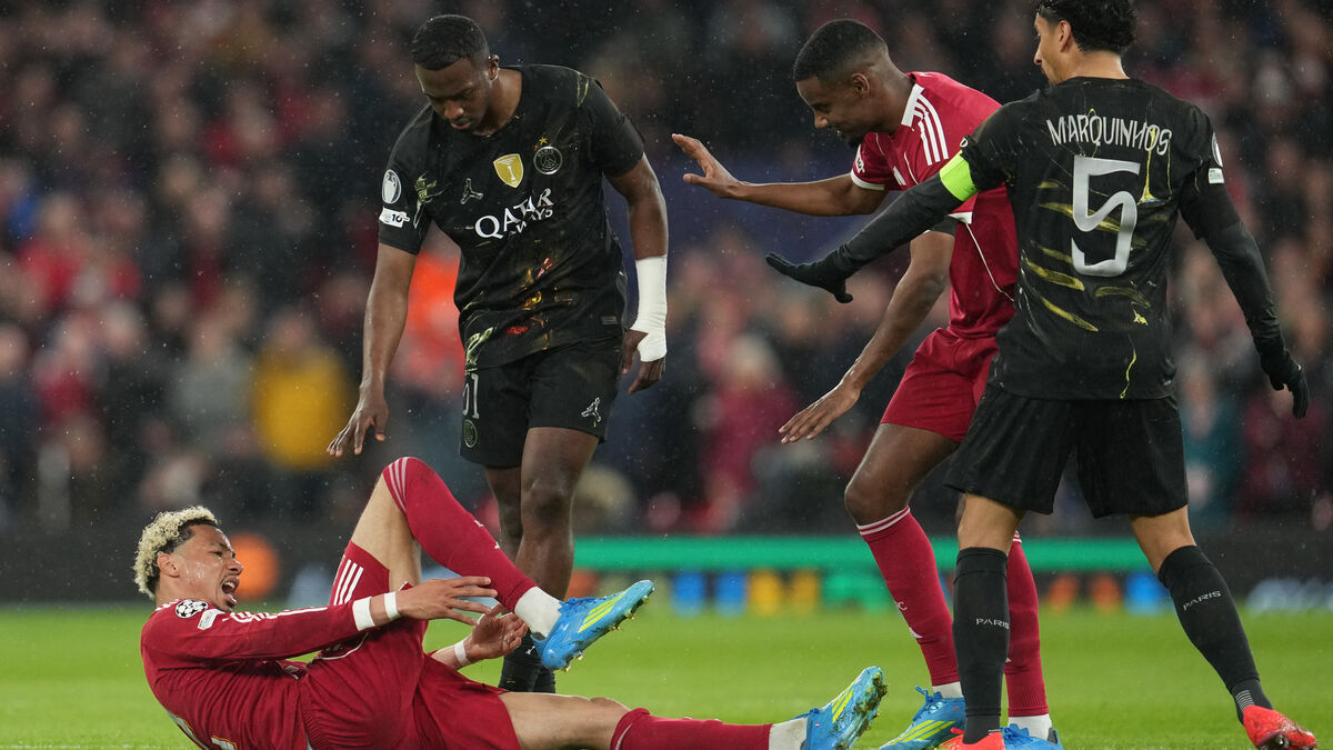 Long-awaited start for Isak as Liverpool exit Champions League