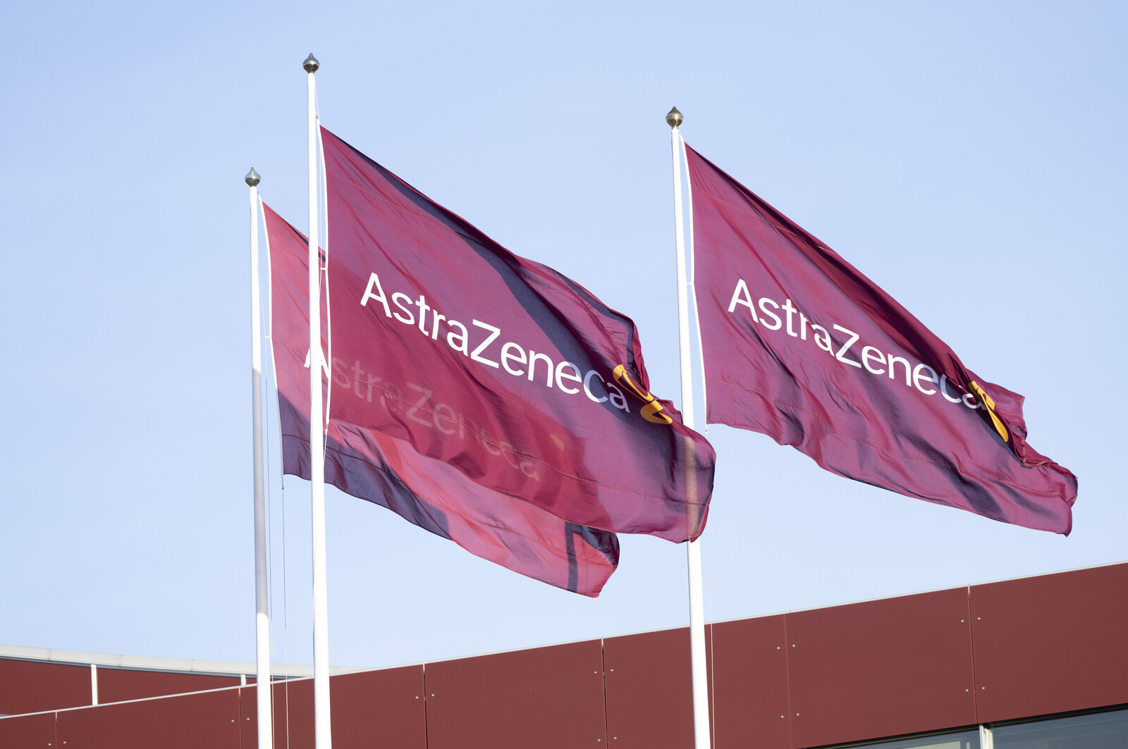 AstraZeneca Halts UK Research Facility