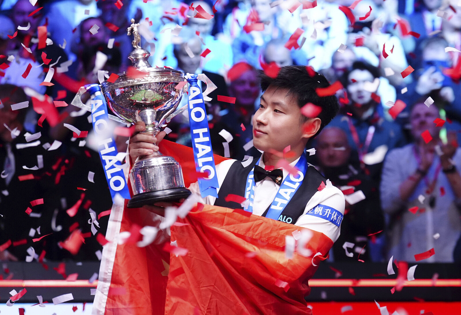 Zhao Xintong Wins Snooker World