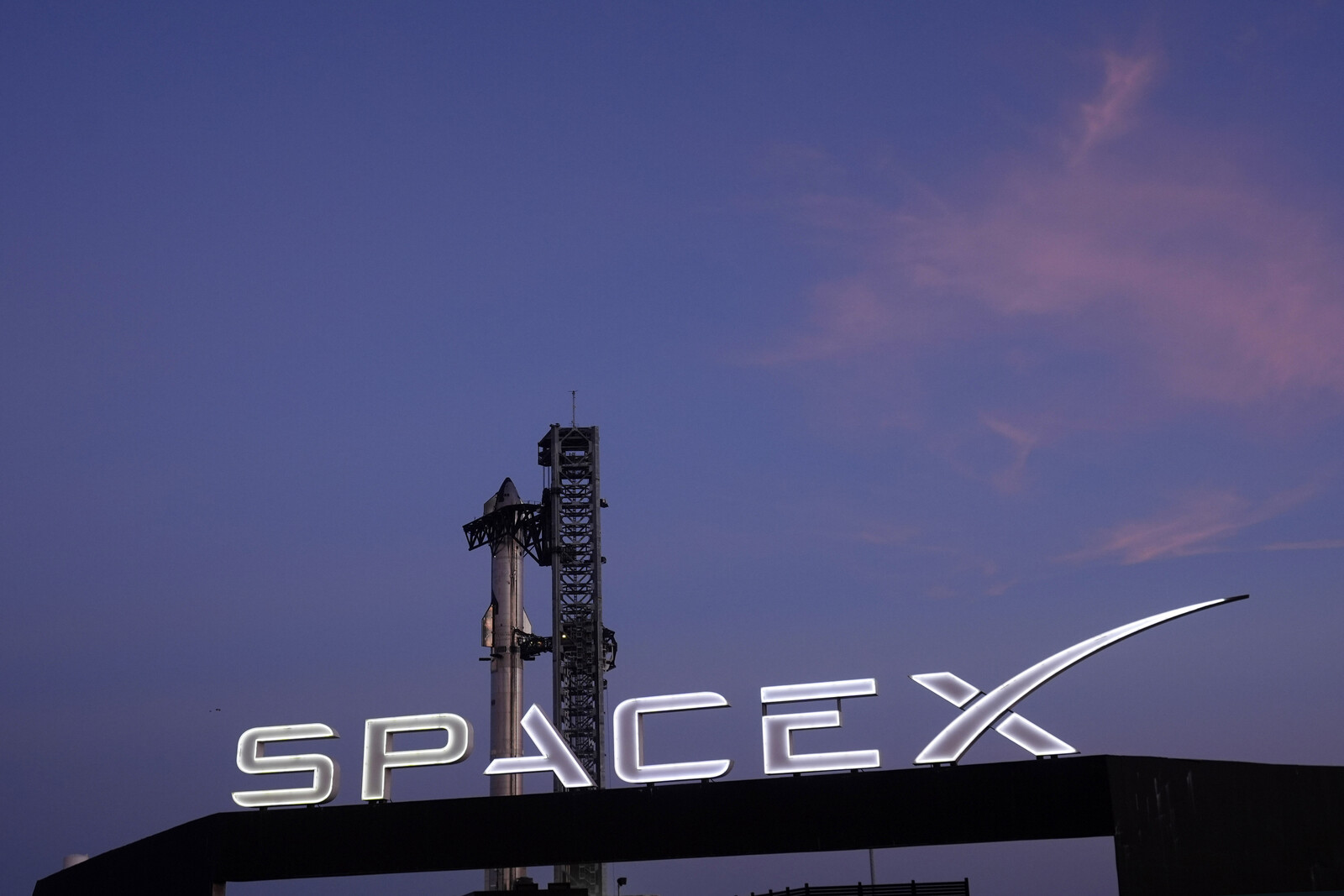 Musk's new move: Wants to turn Space X base into a city