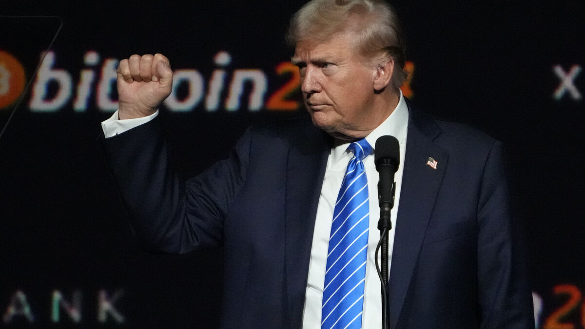 Crypto stocks and bitcoin rise after surprise US Treasury bond intervention