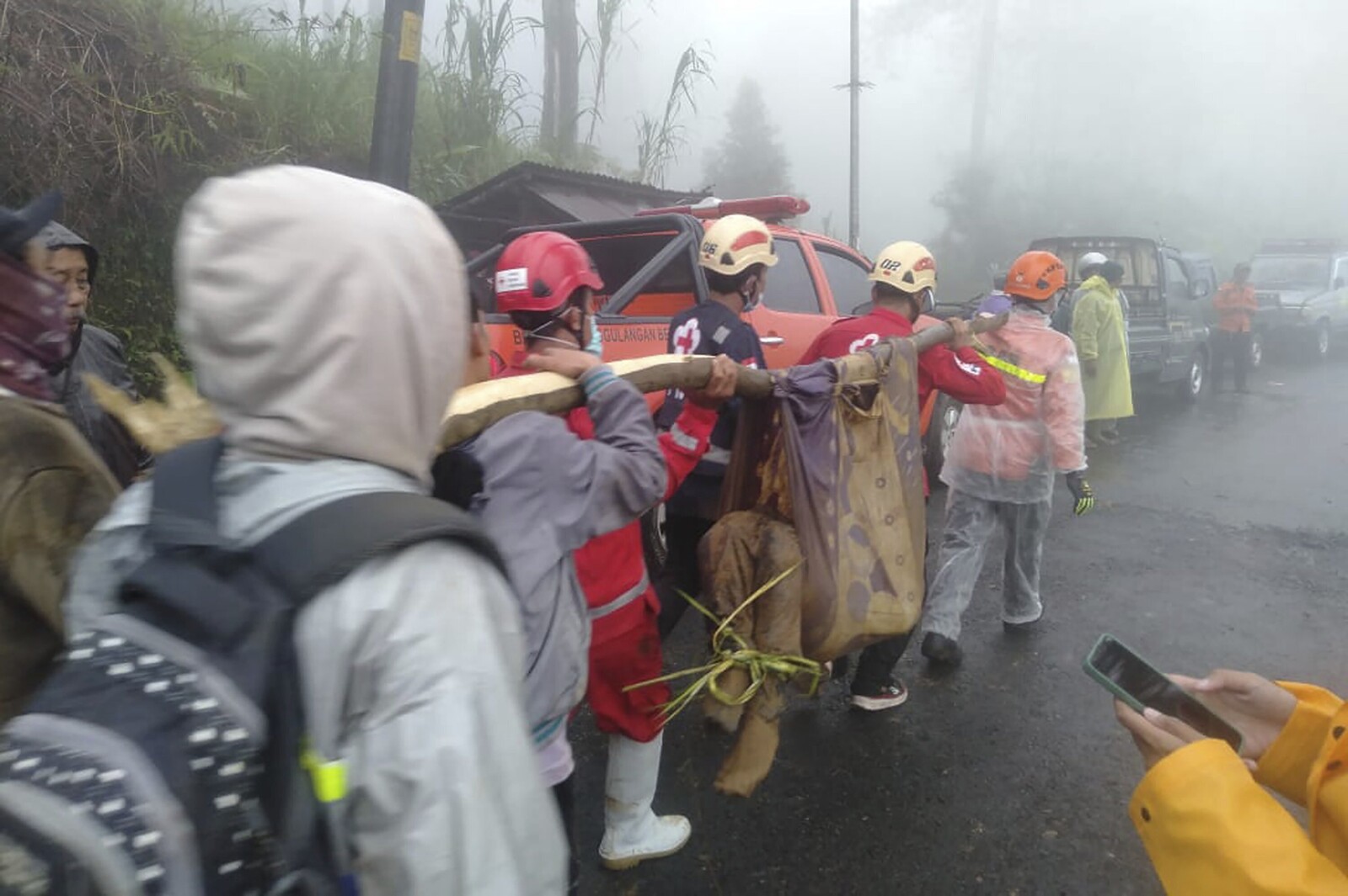 Many dead in landslide –