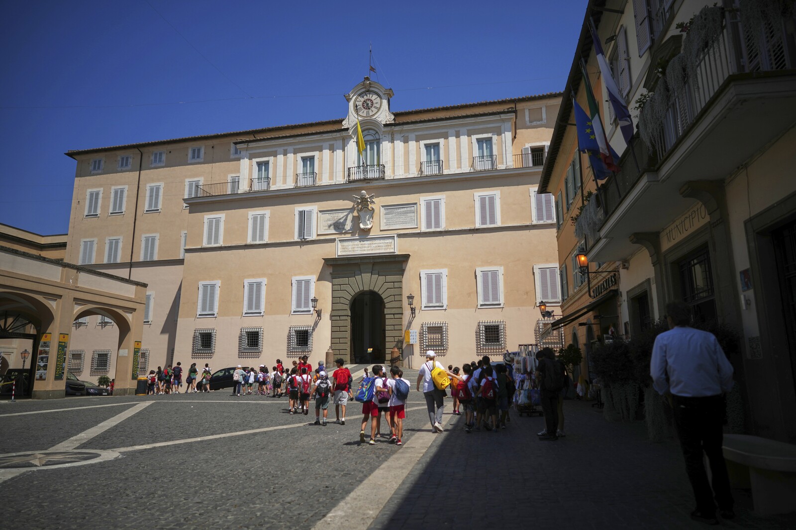 Castel Gandolfo Hopes for Tourist