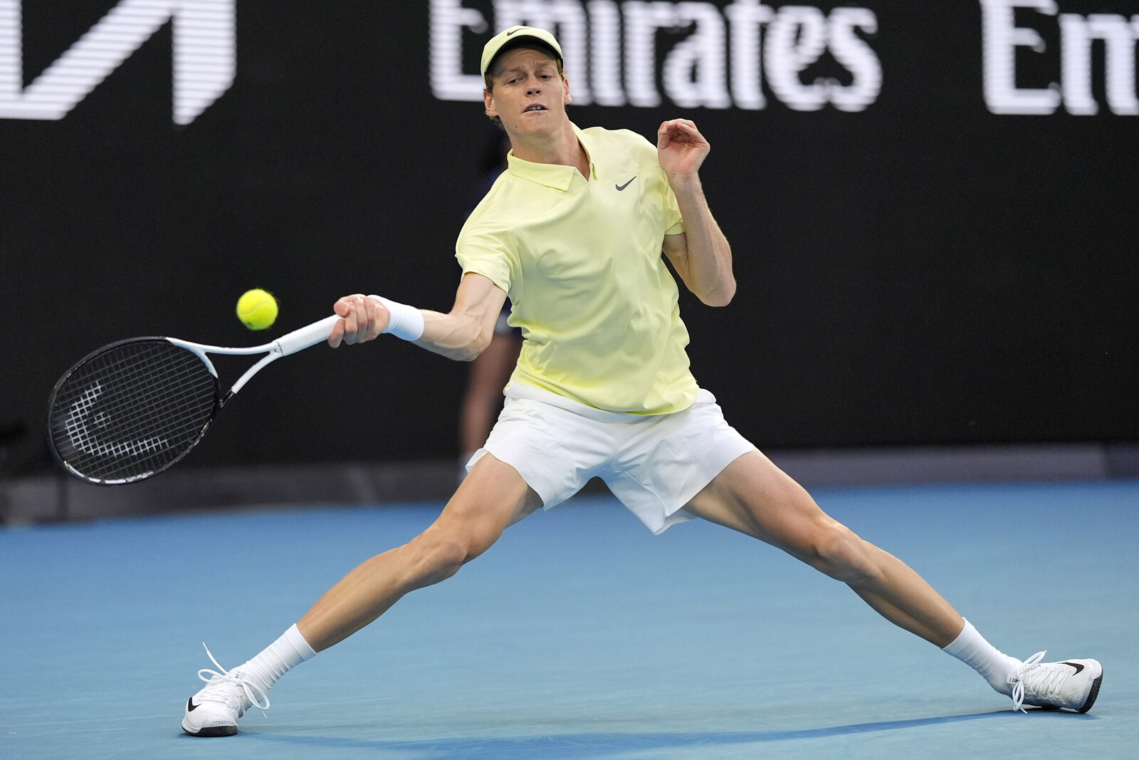 Slow-starting Sinner advances in Melbourne