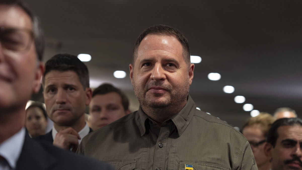 Zelenskyy's chief of staff resigns