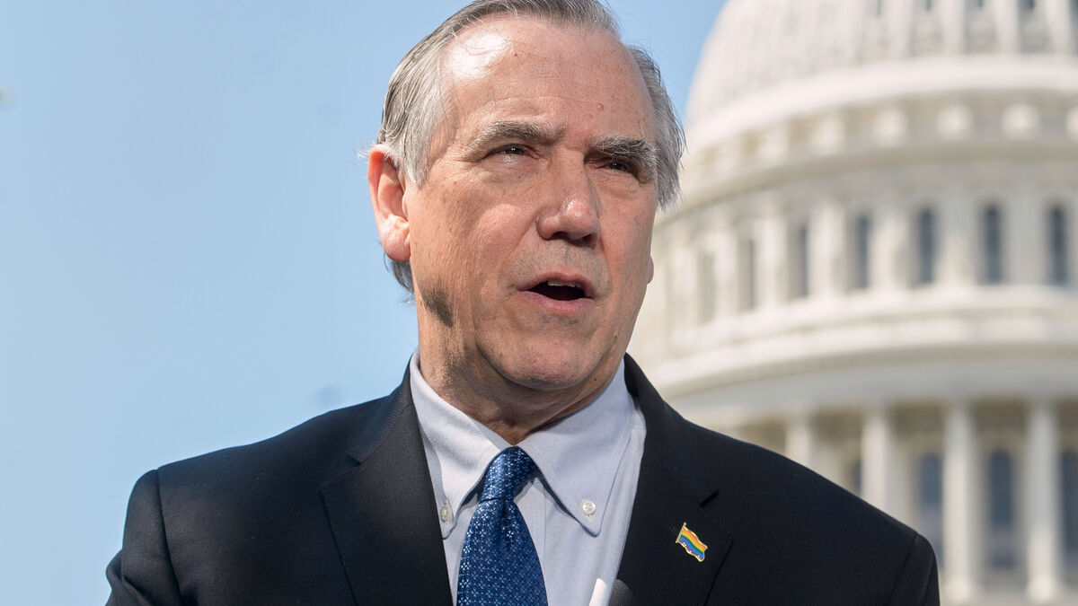 Senator Jeff Merkley Delivers 22-Hour