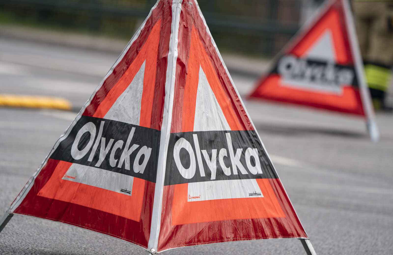 Person Seriously Injured in Brålanda Truck Accident