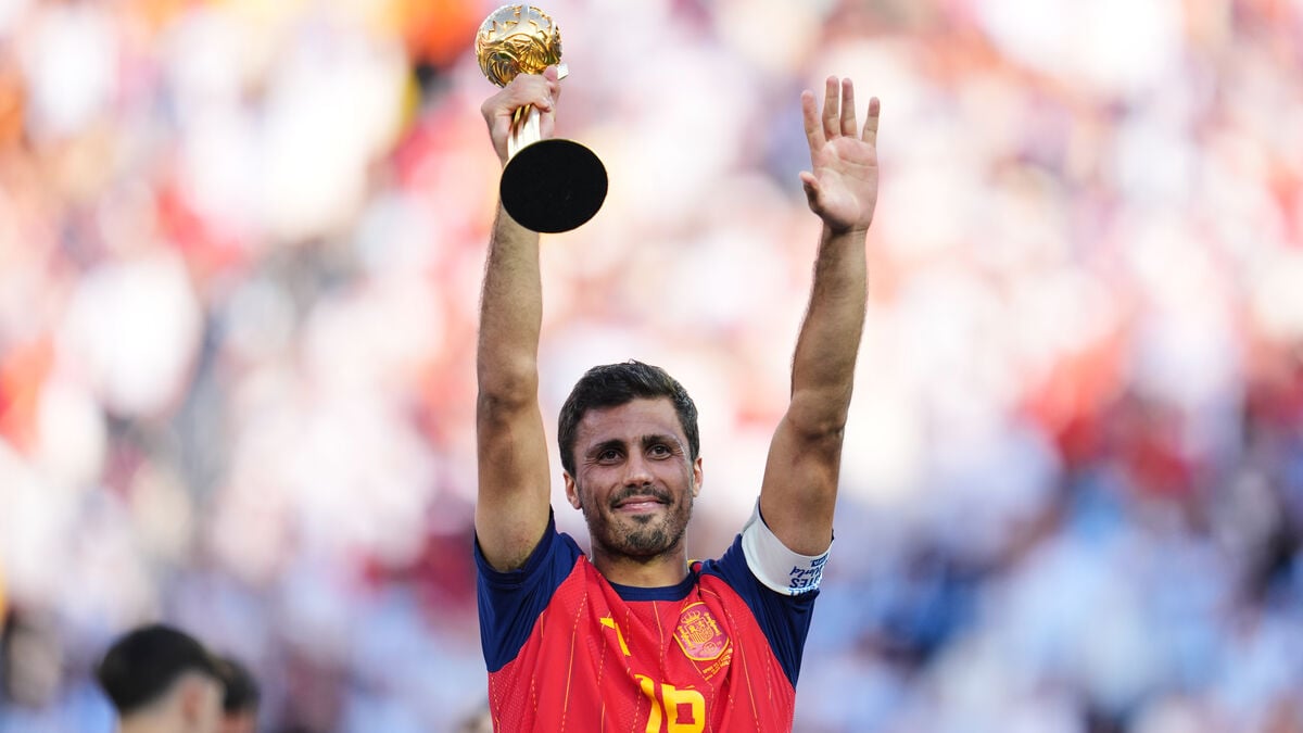 Reports: Rodri set to join Barcelona from Manchester City