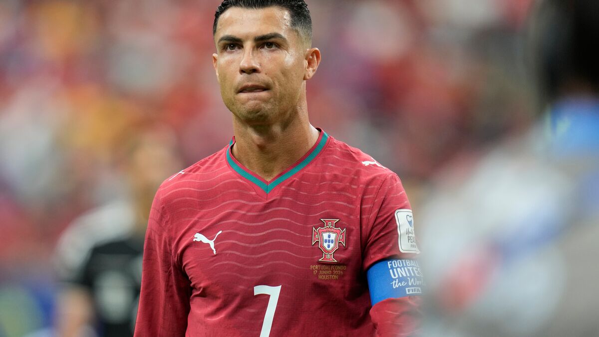 World Cup guide: Relatives argue about Ronaldo on social media