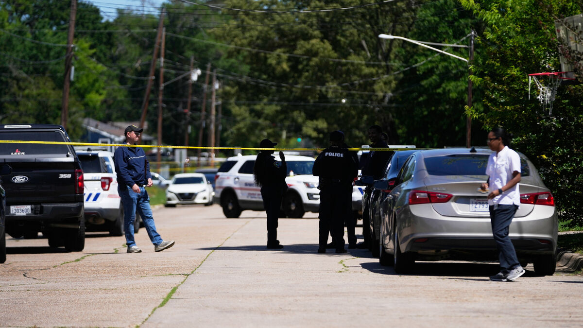 Eight children killed in shooting: