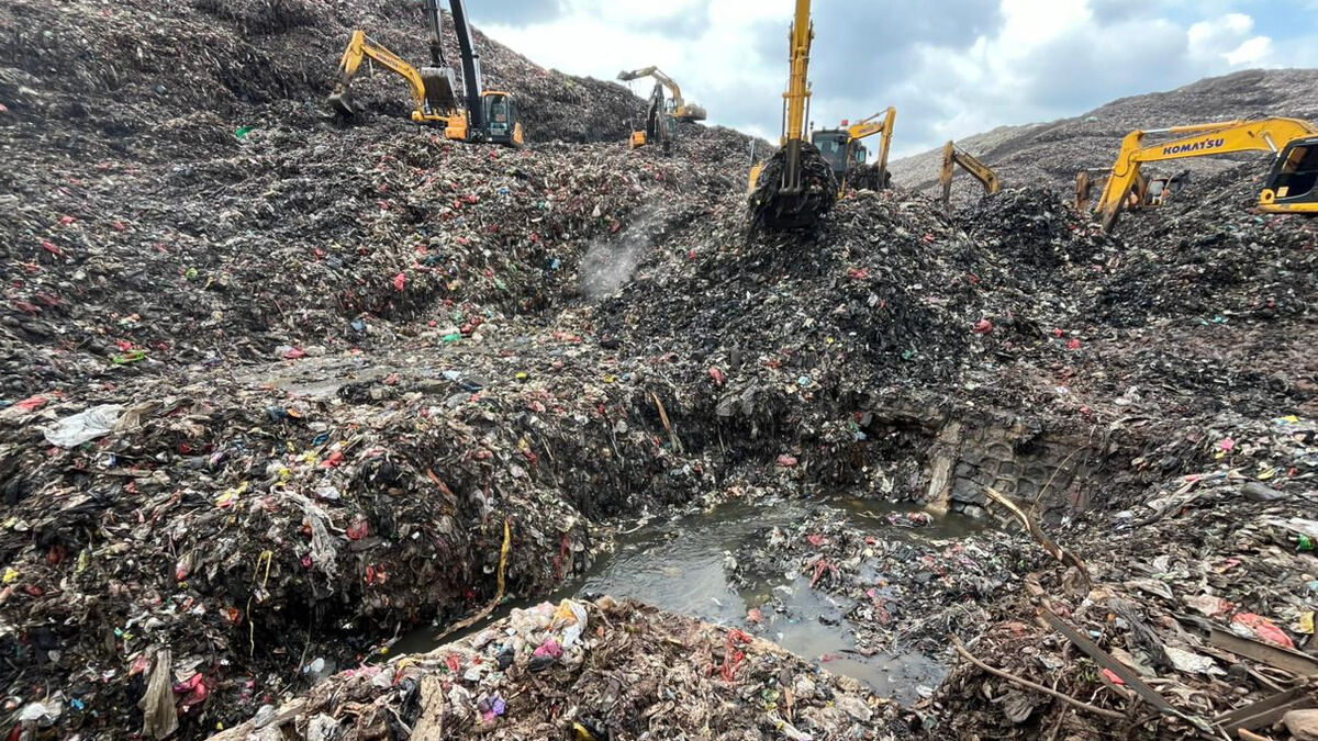 Several dead in garbage avalanche