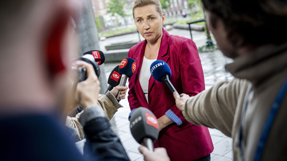 Mette Frederiksen regrets cigarette comment