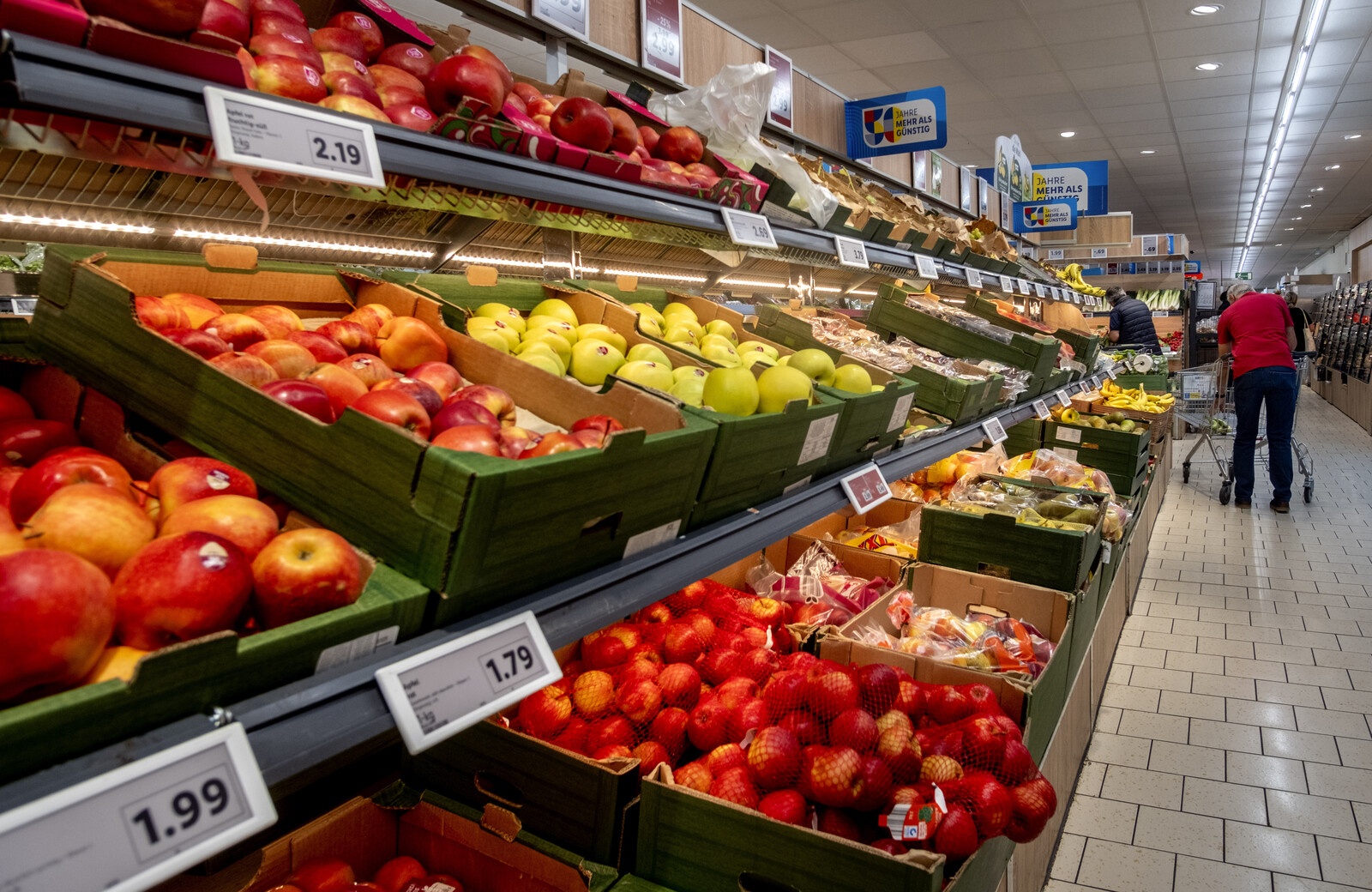 German Inflation Falls Unexpectedly to 2.0 Percent in June