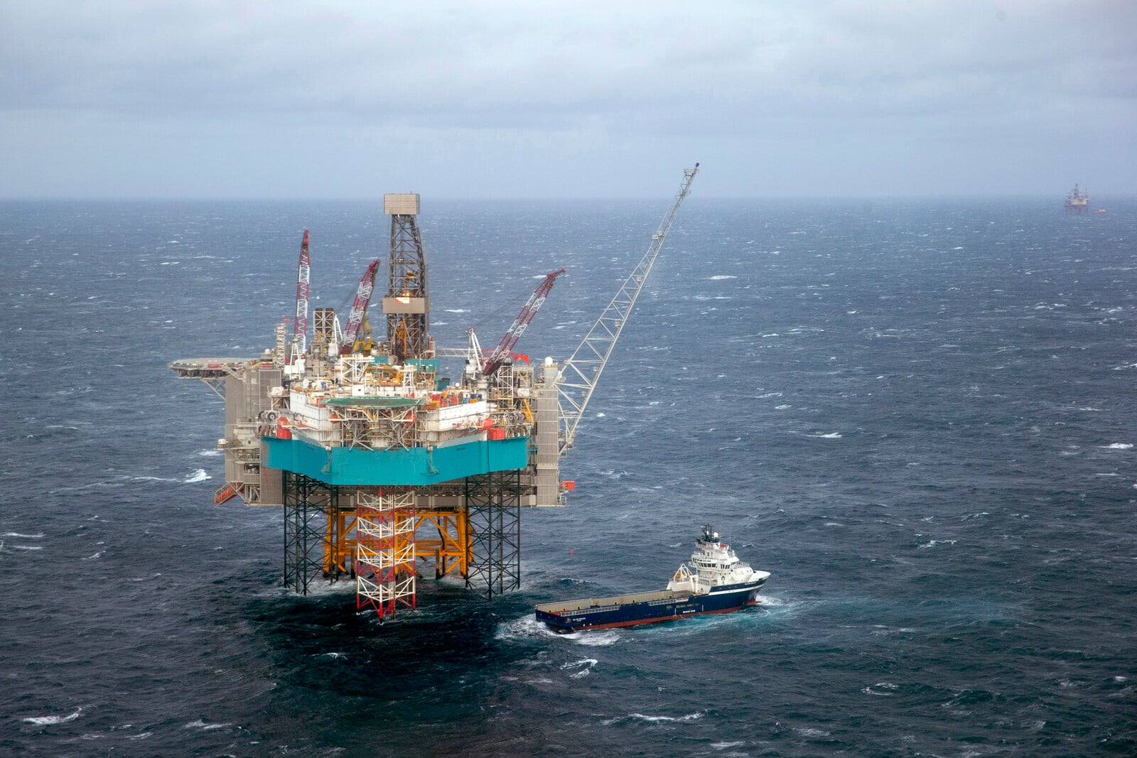 Oil Prices Surge After Trump's Tariff Announcement