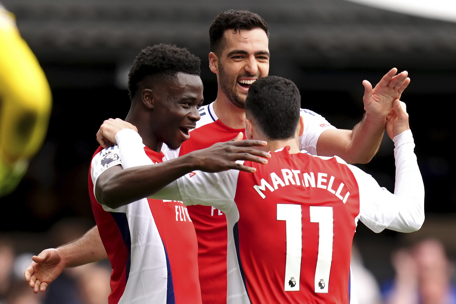 Arsenal Delays Liverpool's Title Celebration