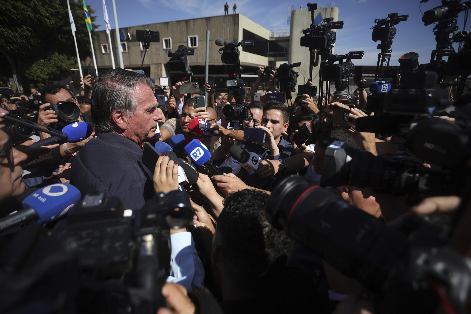US Revokes Visa for Brazilian Judge After Bolsonaro Monitoring Order