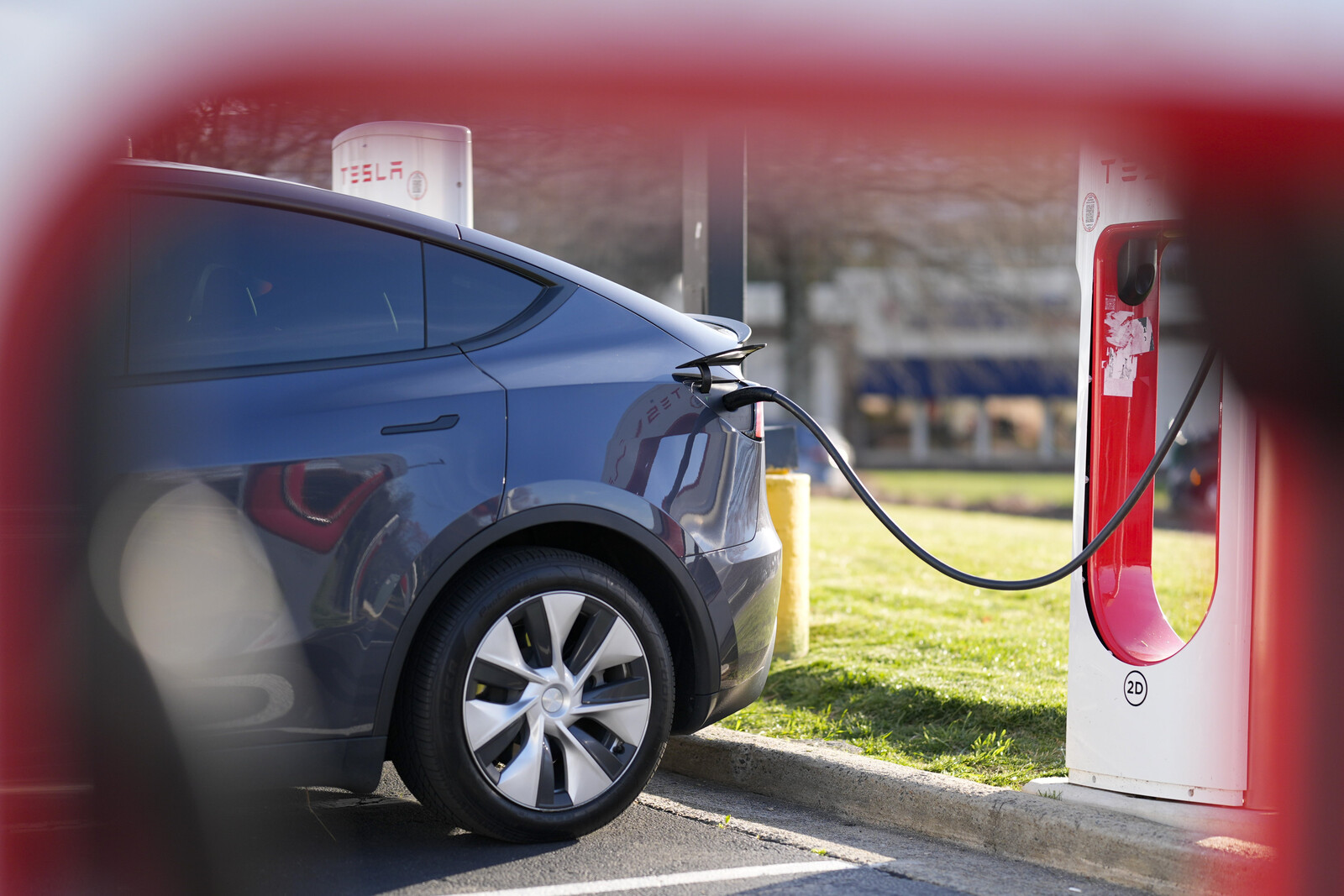 Tesla's European Sales Decline Despite