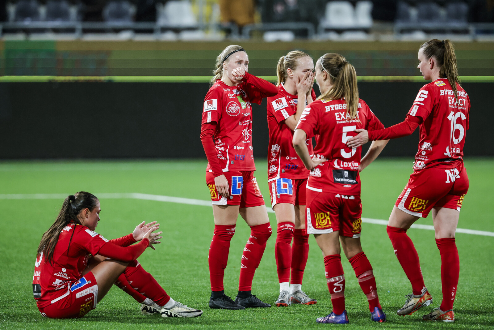Kif Örebro relegated from Damallsvenskan after thrashing