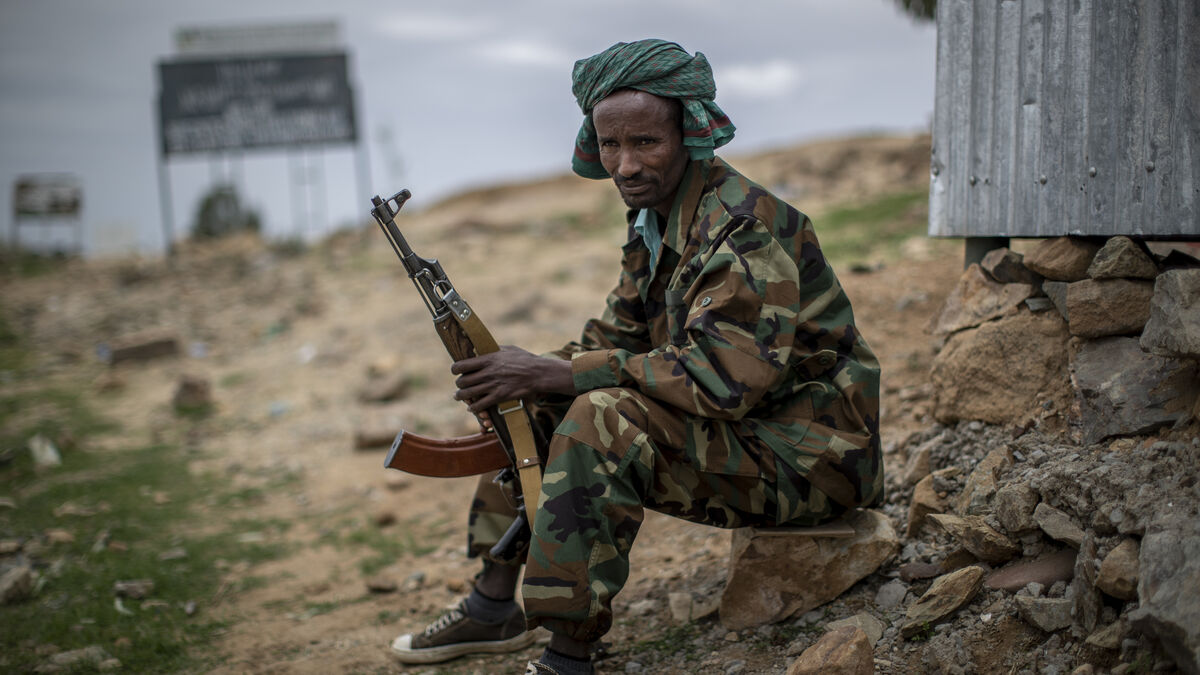 Fighting flares up in troubled