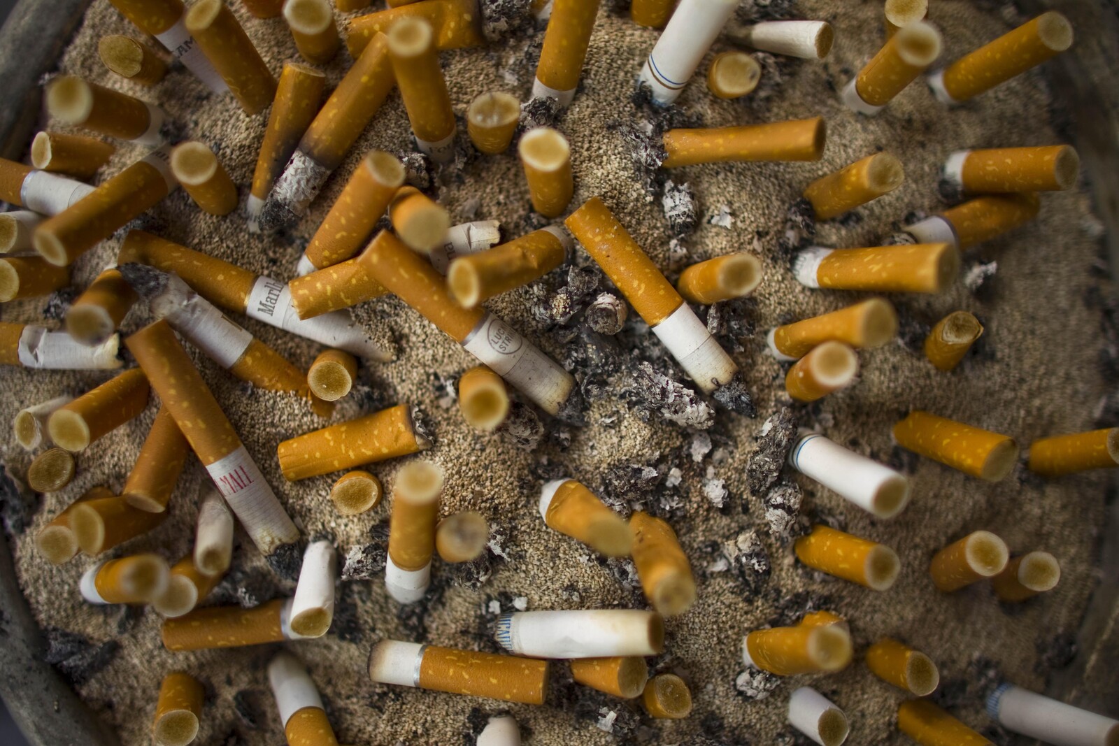 Maldives Plans to Ban Cigarette