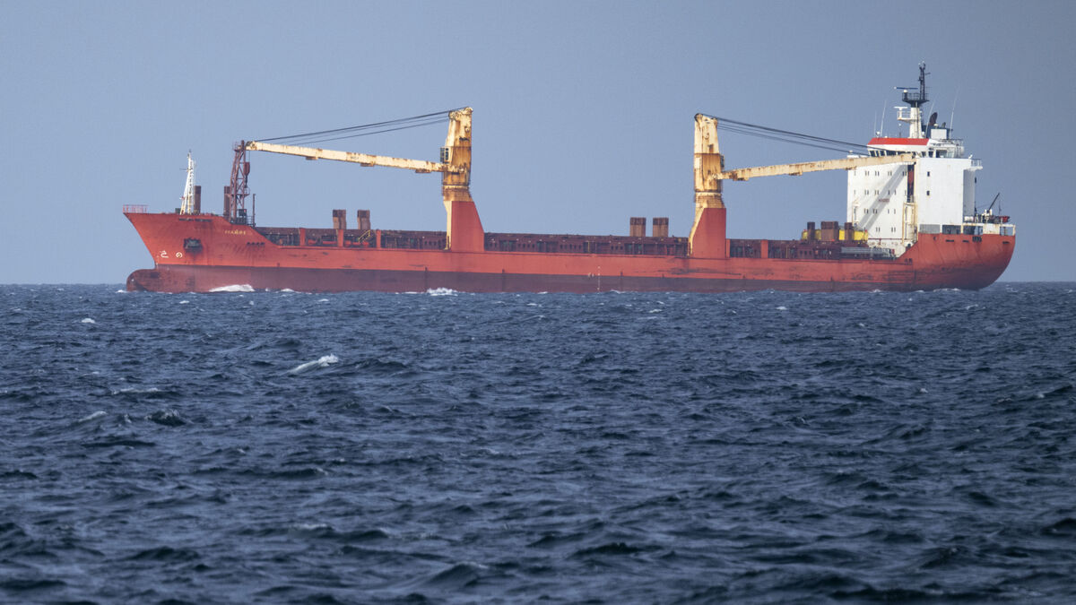 Danish alarm over Russian shadow