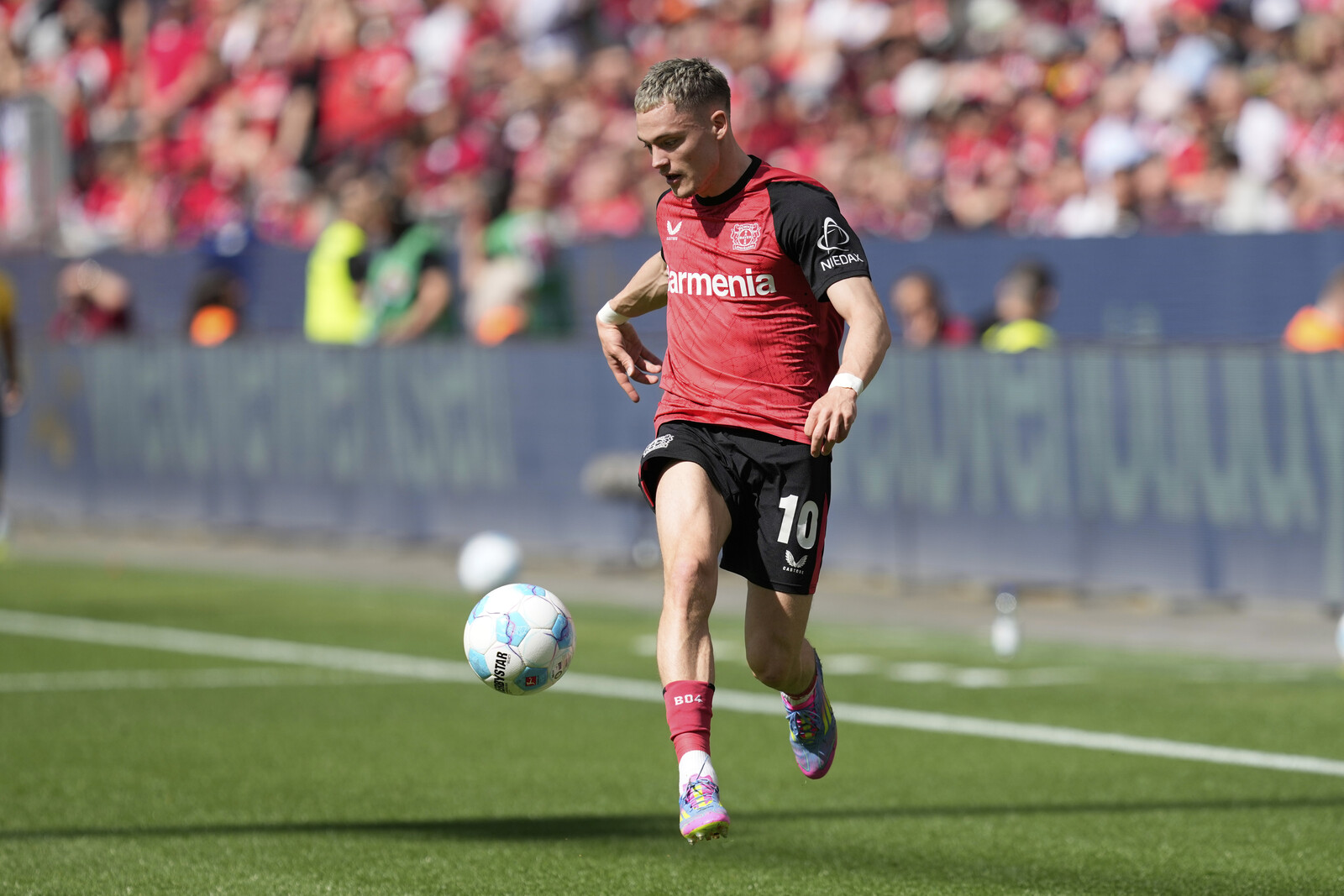 Liverpool Unveils Record Signing Florian Wirtz from Bayer Leverkusen