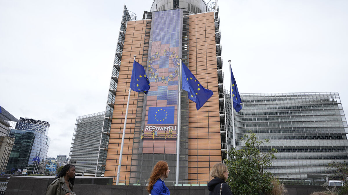 Brussels investigates wiretapping of journalist's