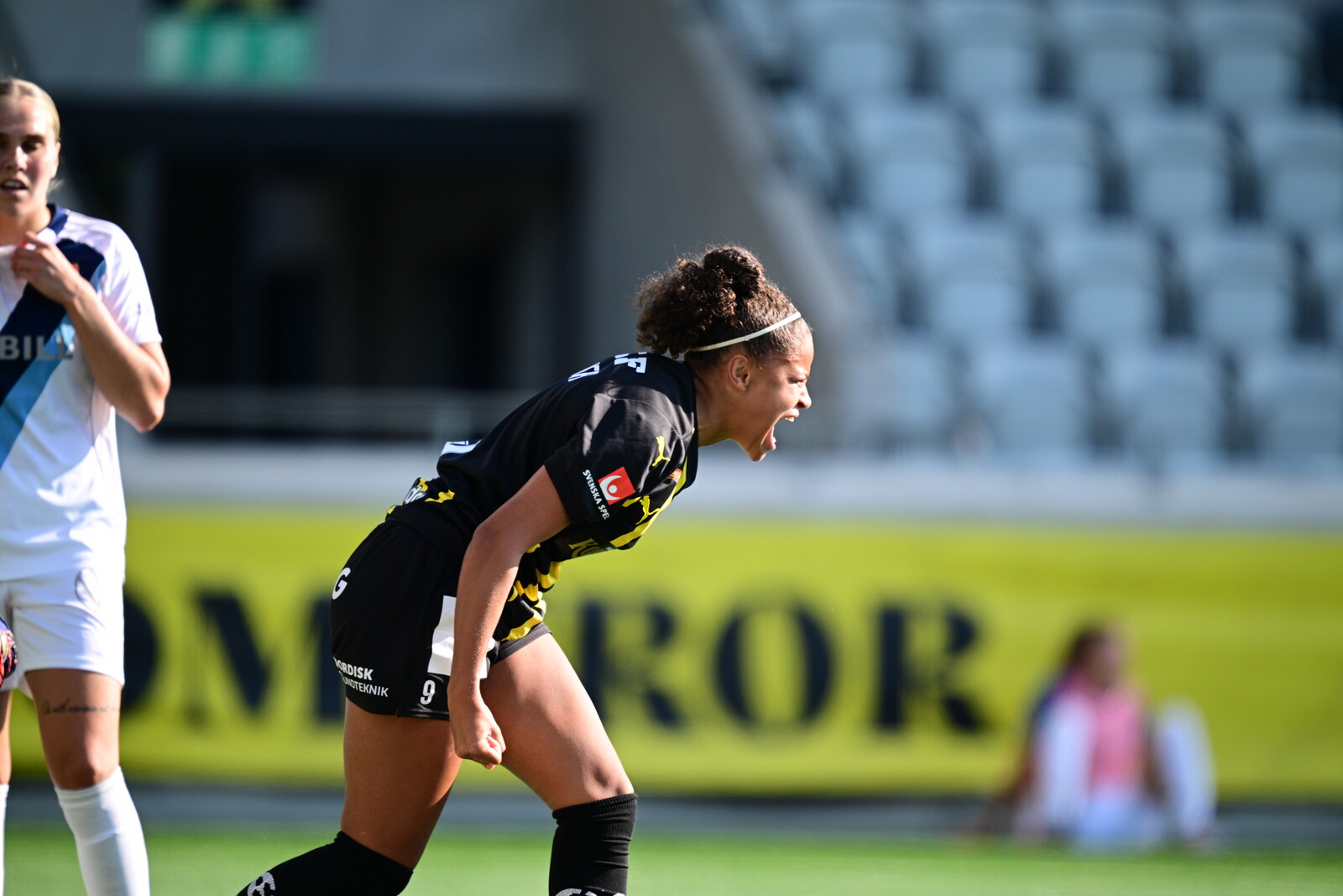 Felicia Schröder Scores Four Goals