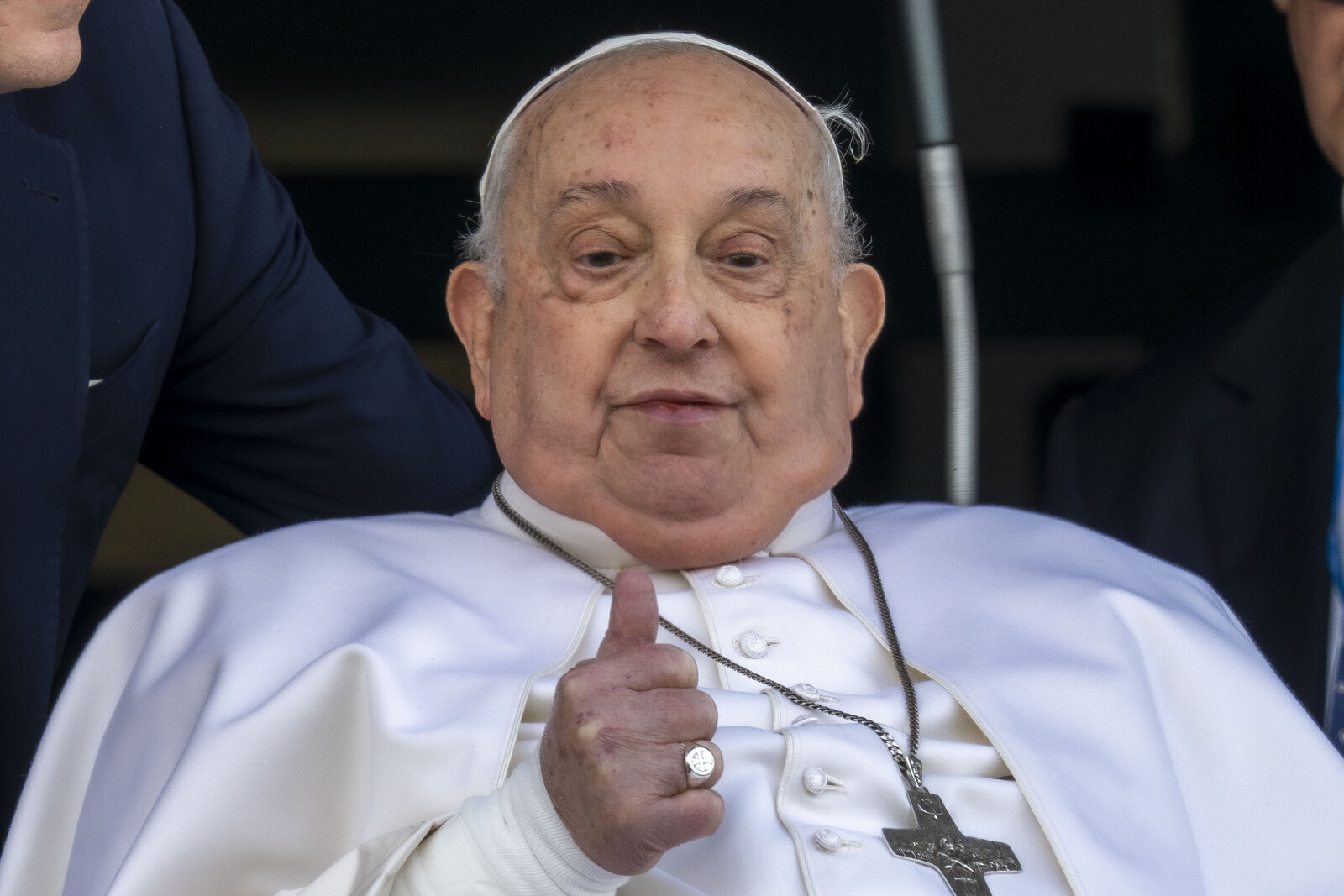 Pope's Doctor Faced Tough Choice During Critical Health Crisis