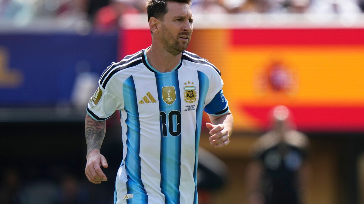 Messi sets three World Cup records as Mbappé becomes all-time top scorer