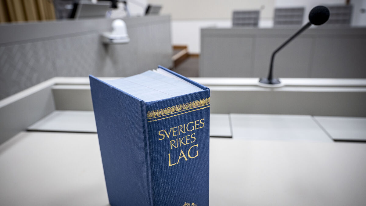 Principal in central Sweden sentenced to five years for raping student