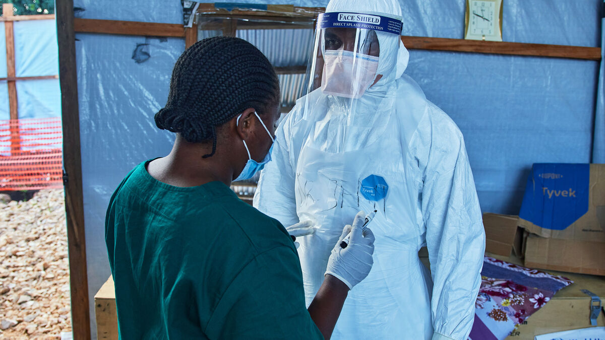 Oxford University recruits volunteers for first Bundibugyo Ebola vaccine trial