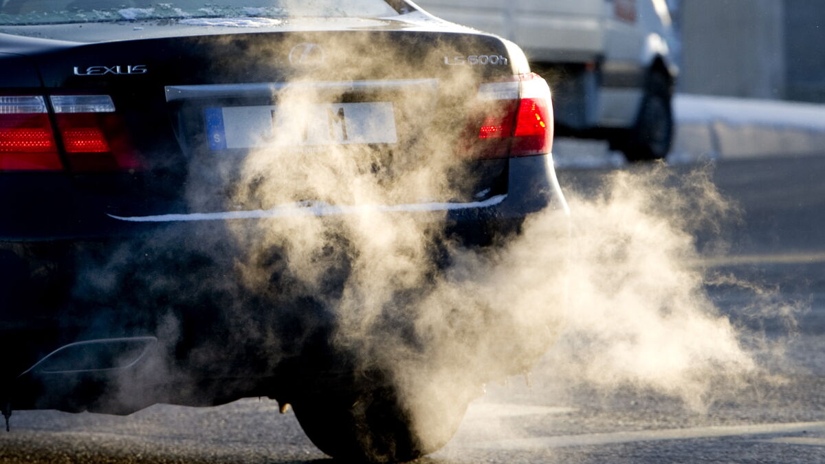 Eleven government agencies may reduce fossil fuel use this year