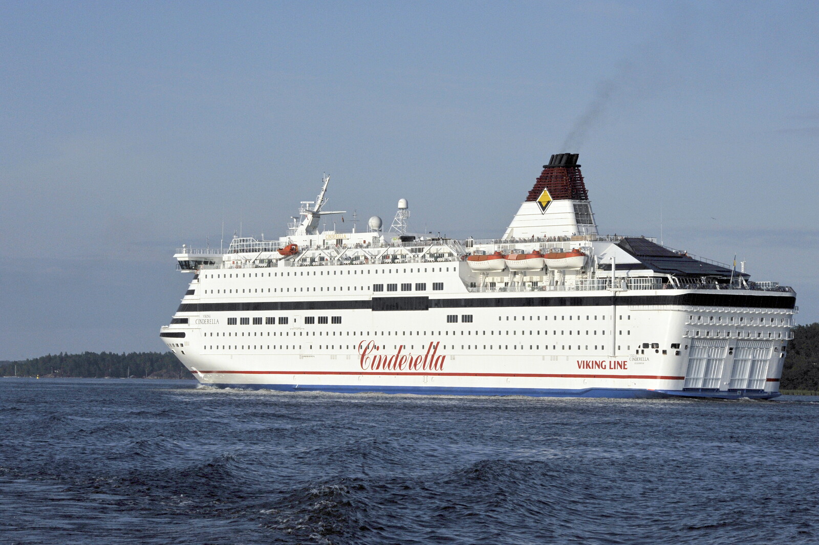 Viking Line Considers Moving Ships to Sweden Amid Finnish Subsidy Cuts