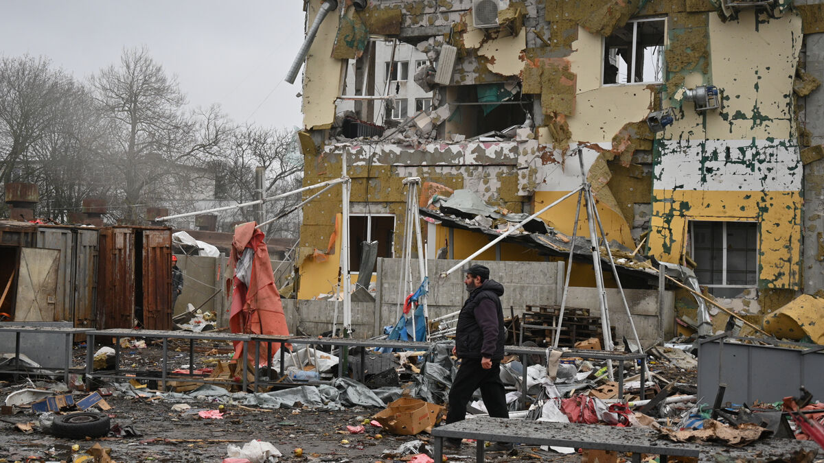 Six killed in Russian attacks